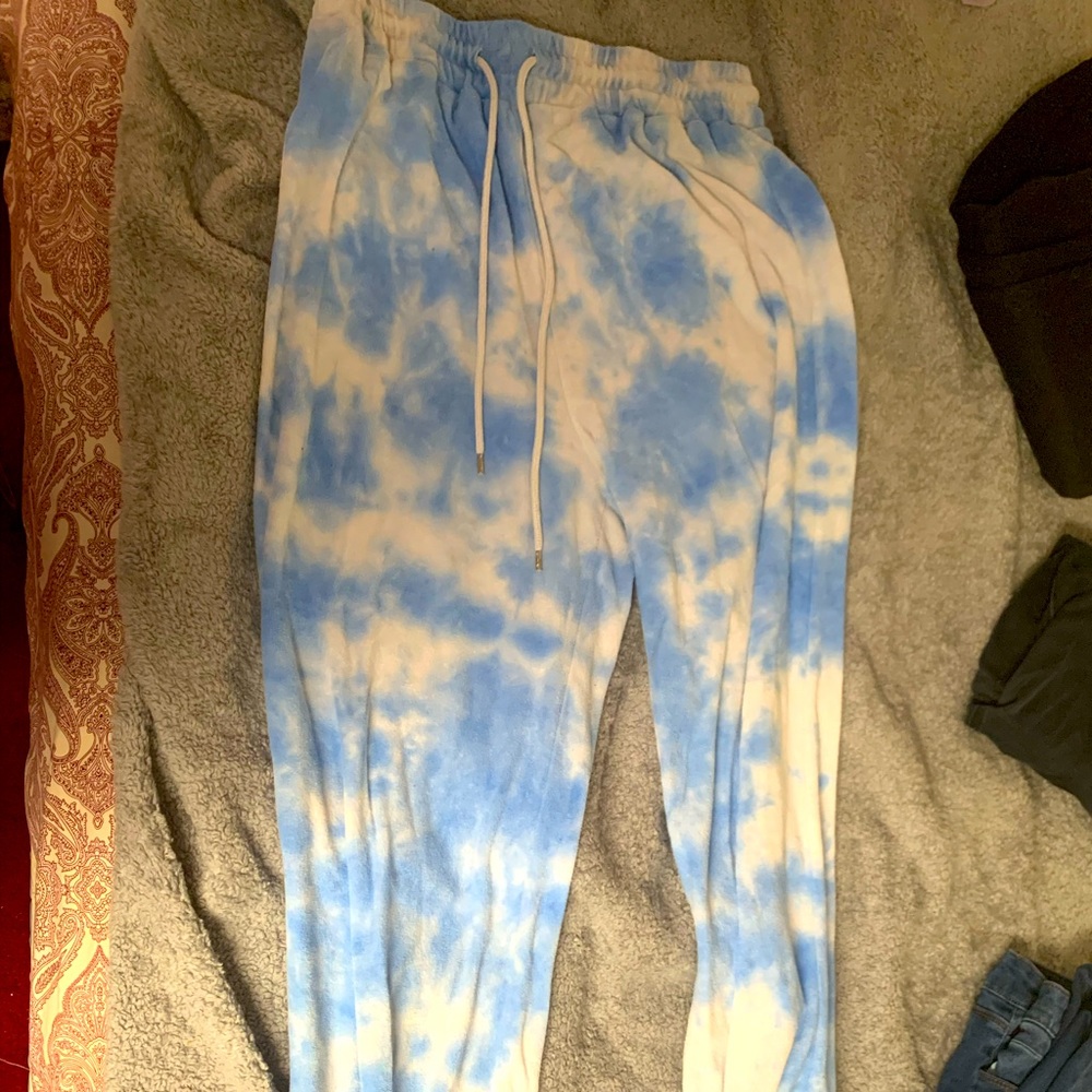 Women joggers